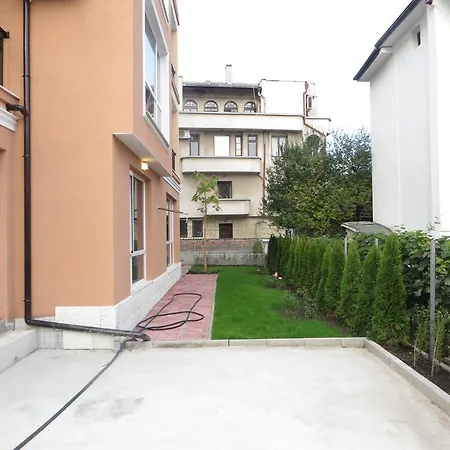 Apartment Emona *